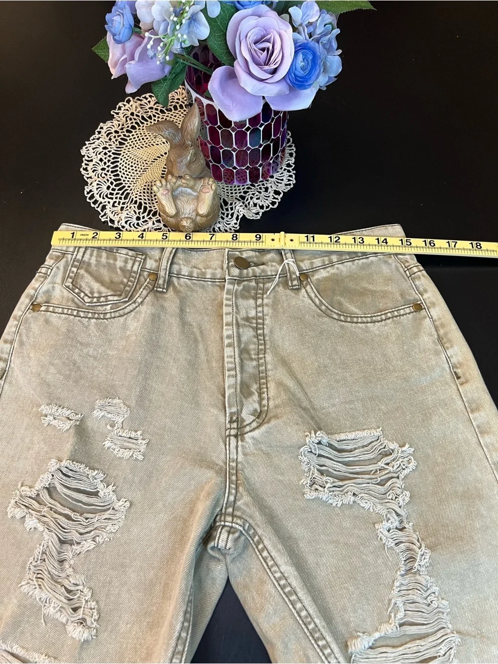 Easel NWOT Boutique Tan Distressed Button Fly Jean‎ Shorts Jorts Sz M Raw Hem